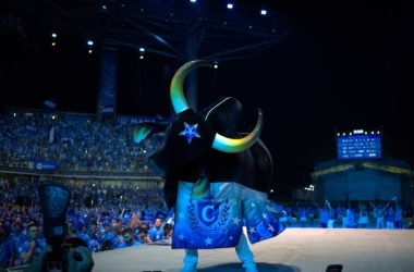 Caprichoso utilizou um palco praticável durante o ensaio técnico no Bumbódromo