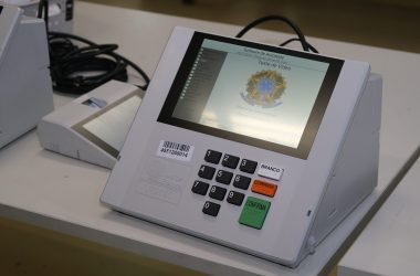 Candidatos não poderão ser presos a partir deste sábado - (Foto: Luiz André Nascimento/Rios de Notícias)