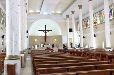 Fé que atravessa gerações reúne devotos de Nossa Senhora Aparecida em Manaus
