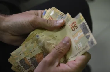 Salário mínimo no Brasil