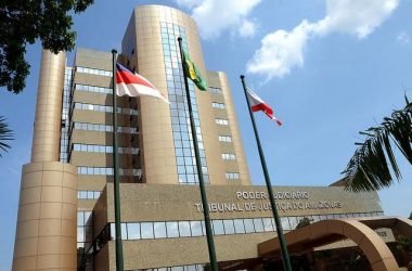 Sindicato questiona criação de oito vagas de desembargador e cobra custos da expansão do TJAM - (Foto: Reprodução/TJAM)