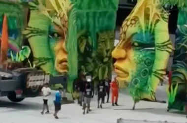 Trabalhador cai de guindaste durante montagem de alegoria para Festival de Cirandas em Manacapuru