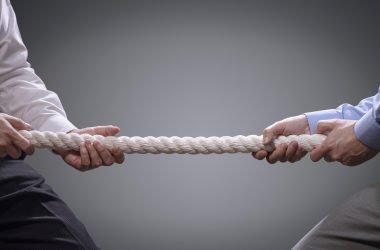 Oposição ou oportunismo?