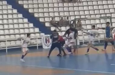 Árbitro é agredido após final do Barezinho Sub-20; FAFS suspende envolvidos - (Foto: Reprodução/ Redes sociais)