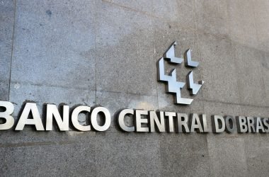 Banco Central e Receita Federal são autorizados a realizar concursos - (Foto: Marcello Casal Jr/ Agência Brasil)