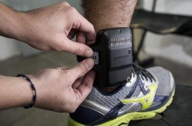 Senado aprova uso imediato de tornozeleira por agressor de mulher - (Foto: Reprodução/Tiago Stille/Gov. Ceará)